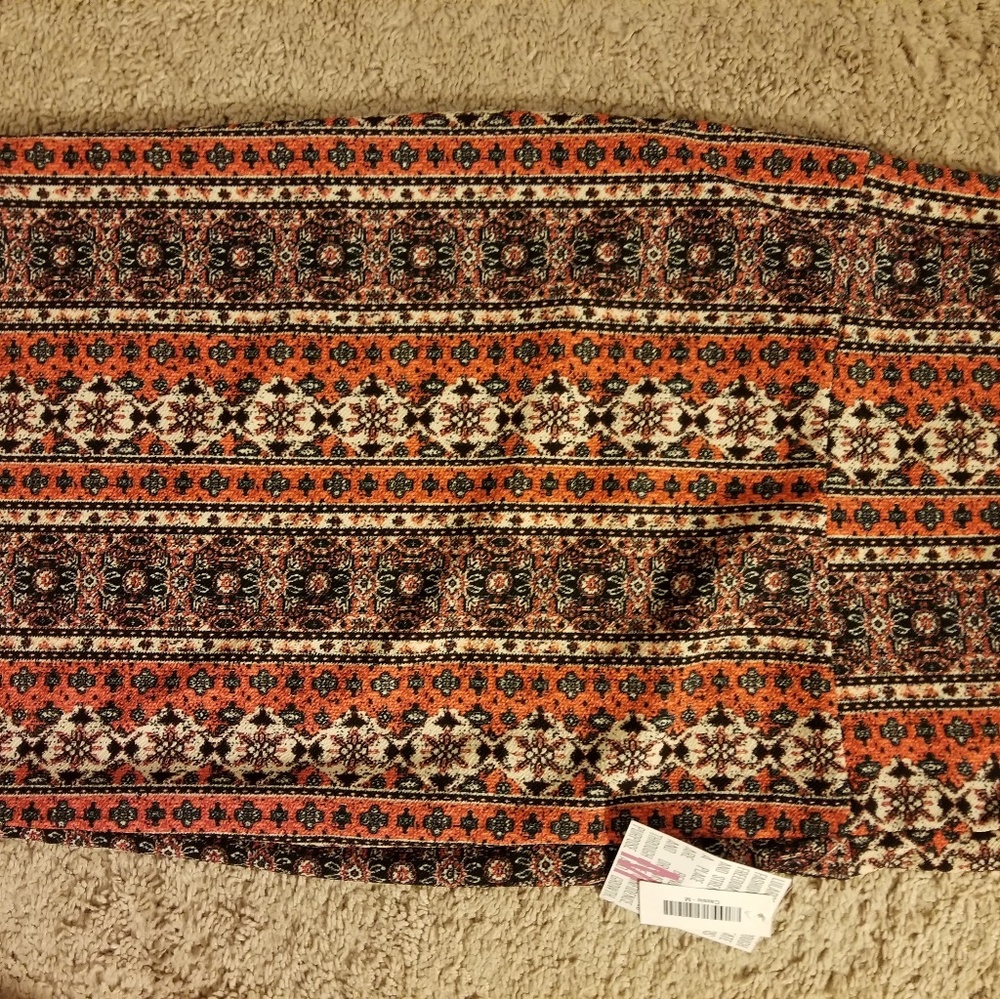 Lularoe Medium Cassie